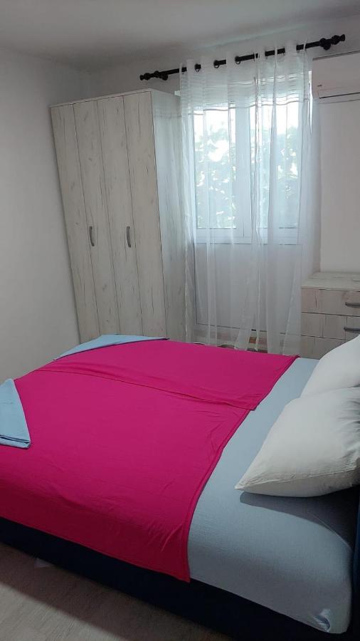 Apartmani Gordana Бар Екстериор снимка