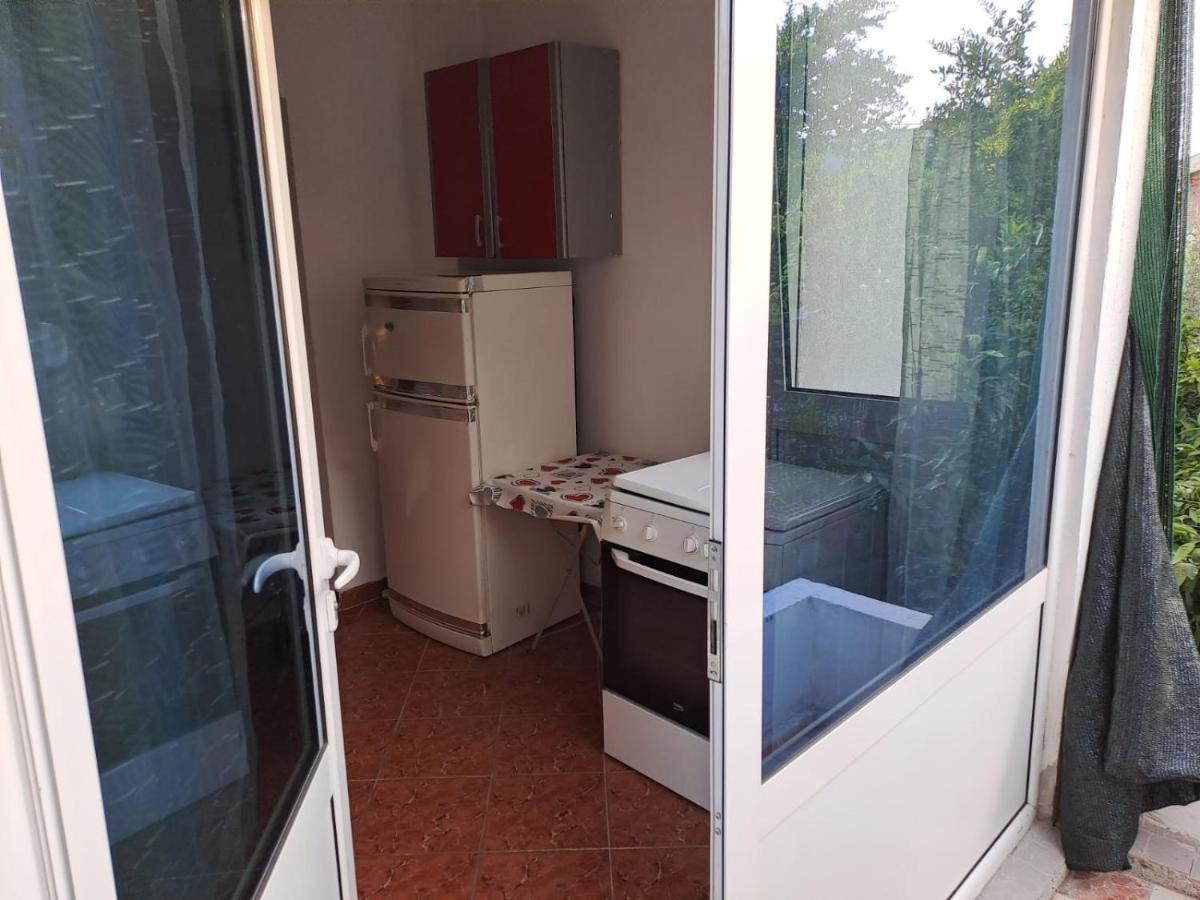 Apartmani Gordana Бар Екстериор снимка