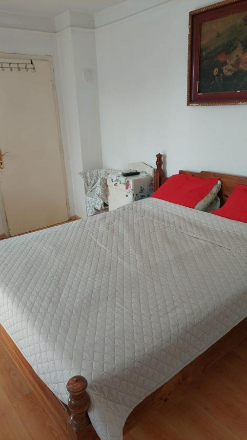 Apartmani Gordana Бар Екстериор снимка