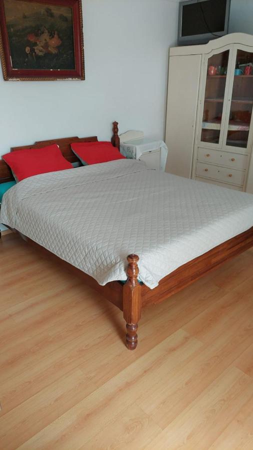 Apartmani Gordana Бар Екстериор снимка